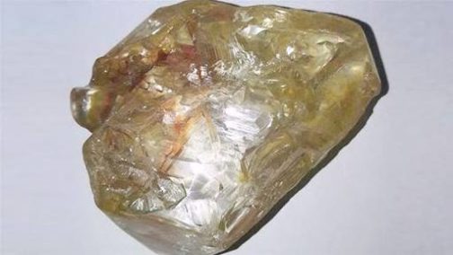 Найденный в Сьерра-Леоне алмаз продадут на аукционе в Антверпене