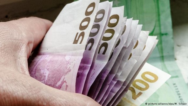 Будущее правительство ФРГ будет 76000000000 евро дополнительно - DIHK