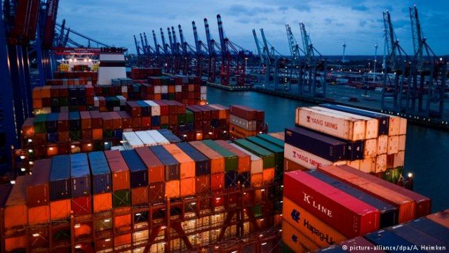 Еврокомиссия прогнозирует высокое за десятилетие экономический рост в Еврозоне