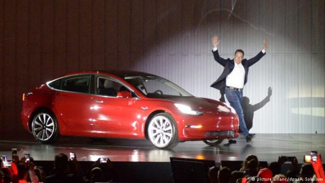 Немецкий эксперт: Tesla - огромная маркетинговая машина