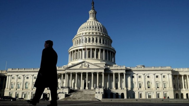 Сенат США поддержал масштабную налоговую реформу