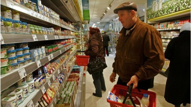 Невеликодний корзину: сколько и на что тратят украинцы в будни