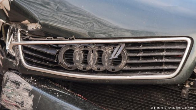 Комментарий: "Красная карточка" для шефа Audi