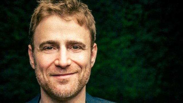 Парень, рос без электричества: история основателя Flickr и Slack