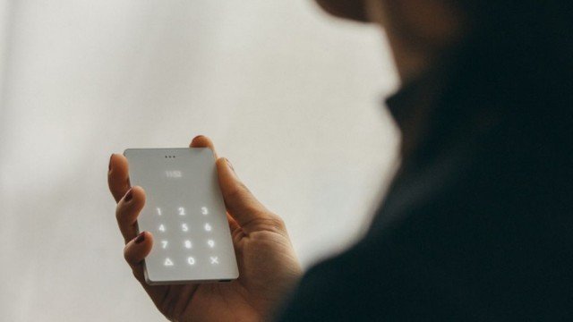 Следующее поколение телефонов - это будут не смартфоны