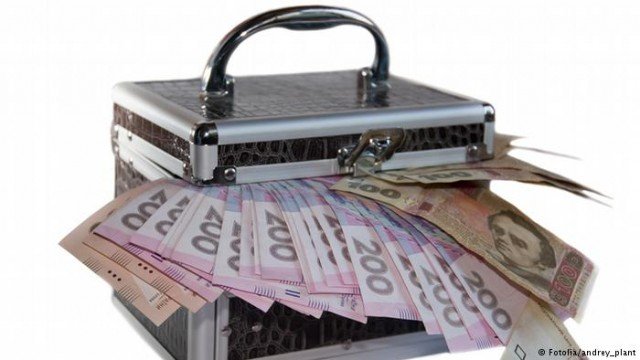 Охота на зарплаты в конвертах ли победит правительство Украины теневую занятость
