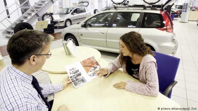 Автодилеры Германии опасаются, что уже через 5-10 лет будут не нужны