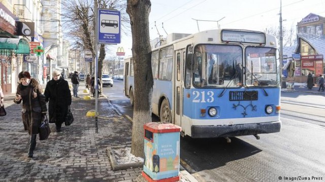 Как военное положение может повлиять на экономику и жизнь Украинский (видео)