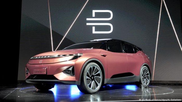 Электромобили и автопроизводители: музыку заказывают в Китае