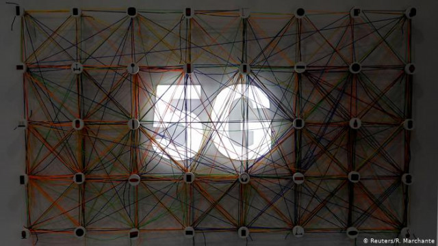 Порошенко подписал указ о создании сети 5G-связи в Украине