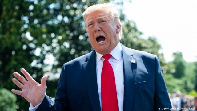 Трамп назвал "глупостью" Макрона налог для интернет-гигантов