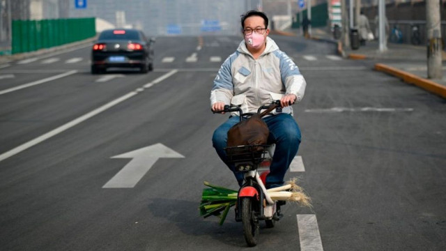 Коронавирус: кур & # x27; еры стали героями Китая