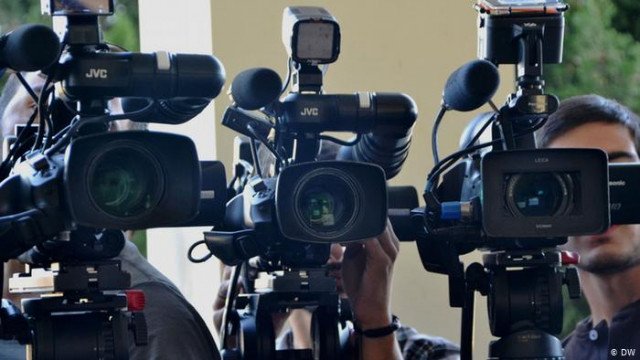 Минкульт пообещал предоставить "Общественном" средства для погашения долга