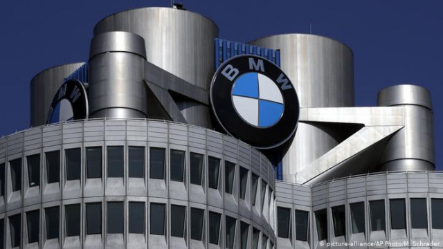 BMW будет выпускать медицинские маски