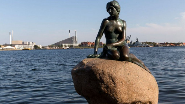 Выход из карантина по-датской: дети - в школу, бизнеса - бонусные деньги