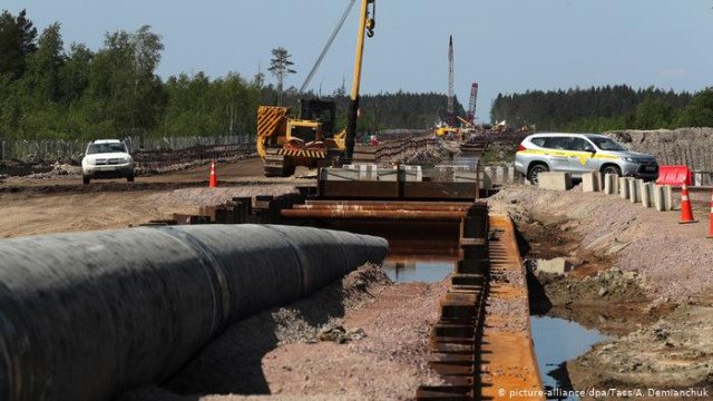 В Кремле уверяют, что Россия достроит "Северный поток-2" несмотря на санкции США