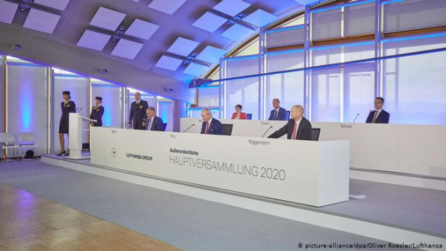 Акционеры Lufthansa одобрили участие государства в обмен на 9000000000 евро