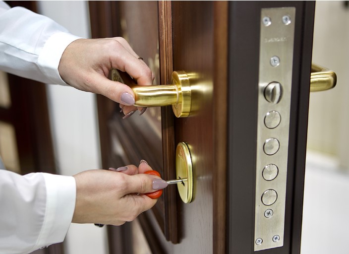 Выбираем стальные входные двери