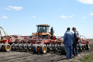 Продажи AGCO в Северной Америке упали на 32% по сравнению с аналогичным периодом прошлого года в третьем квартале