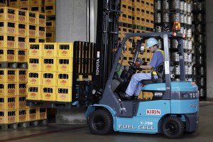 Доходы от аренды привели к увеличению запасов подержанных вилочных погрузчиков на 29 %