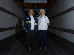 Стартовая зарплата Walmart в 115 000 долларов и лучшее оборудование привлекают женщин к грузоперевозкам