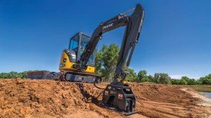 John Deere приобретает строительную технологическую фирму Tenna