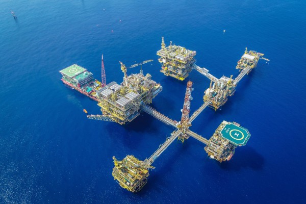 Преодоление коррозии под изоляцией на нефтегазовых объектах с помощью передовых рабочих процессов неразрушающего контроля
